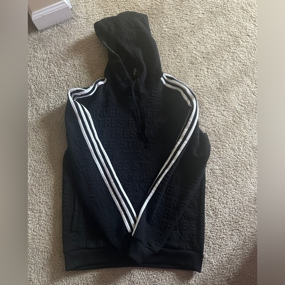 Adidas Men’s M Sweatshirt- some pilling/signs of wear - Picture 1 of 3